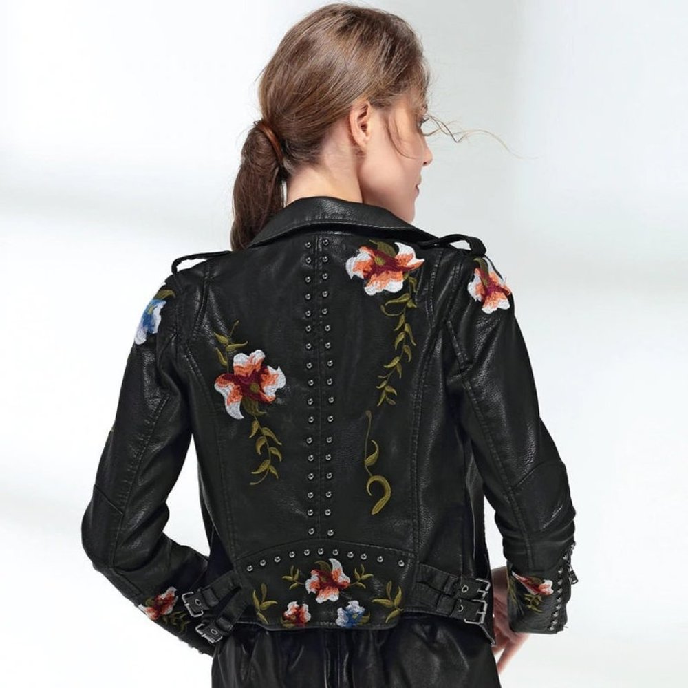 Beautiful Embroiderd Leather Jacket - Picture 3 of 10